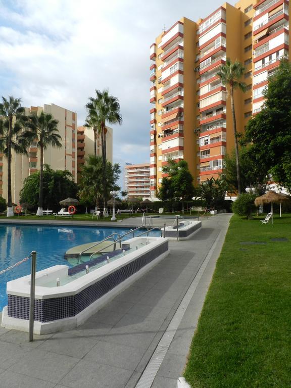 Edificio Diana Apartment Benalmadena Luaran gambar
